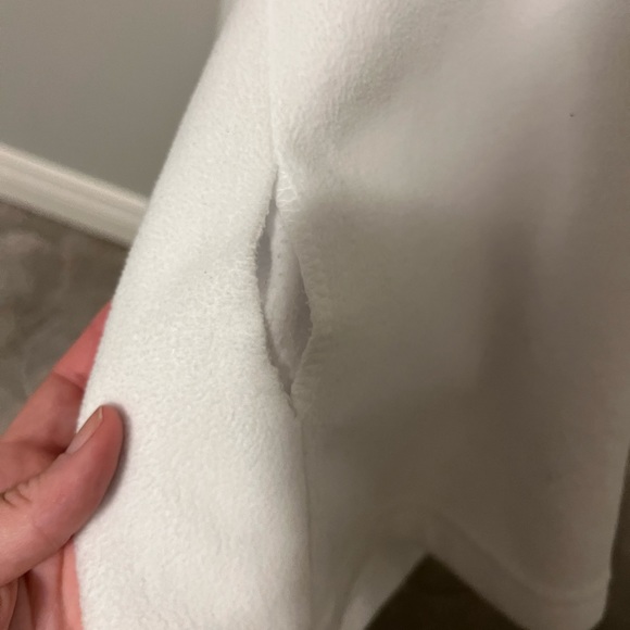 White felt 1/4 zip sweater - Picture 3 of 4